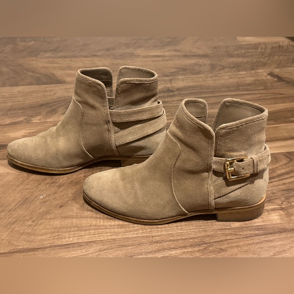 Michael Kors Salem Suede Ankle Bootie - Picture 4 of 12